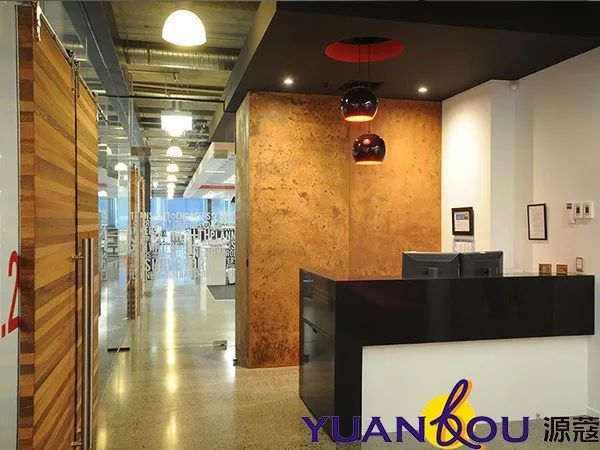 液態(tài)金屬的創(chuàng)意應(yīng)用：從博物館到企業(yè)辦公室